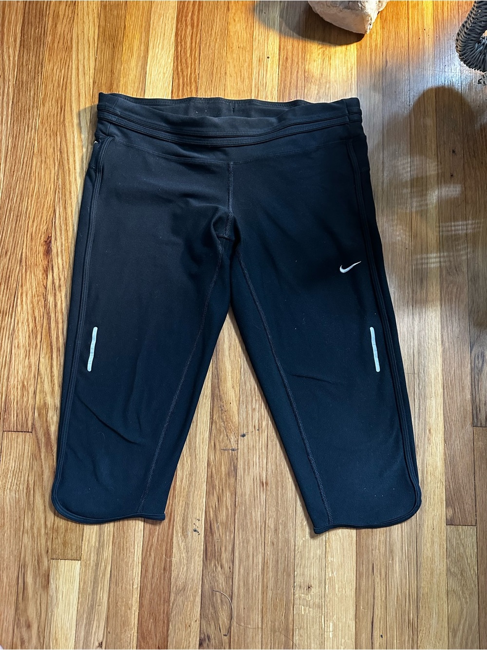 Nike Black Women’s Capri Athletic Leggings with White Swoosh